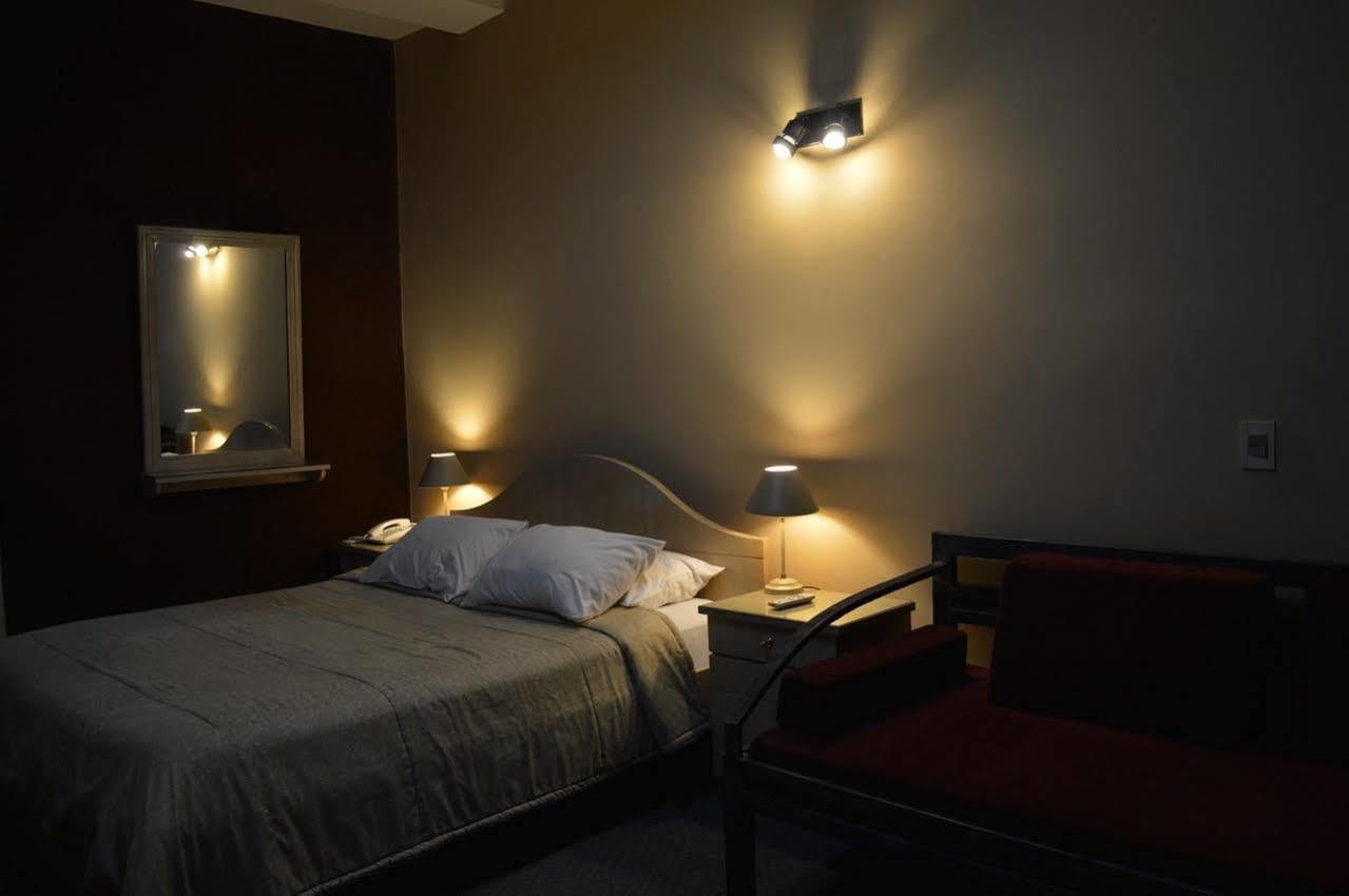 Aspen Hotel & Apart Асунсион Екстериор снимка