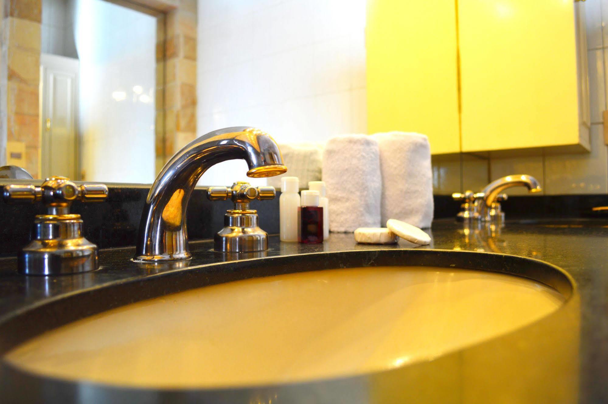Aspen Hotel & Apart Асунсион Екстериор снимка